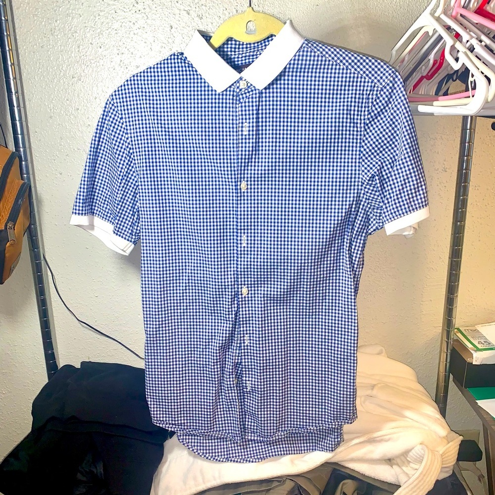 Michael Kors Men’s button down short sleeve shirt